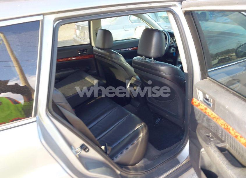 Photo 8 of 2010 Subaru Outback 3.6R LIMITED (VIN 4S4BRDKC0A2348847)