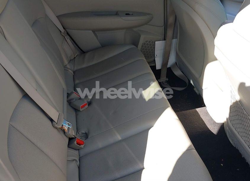 Photo 8 of 2010 Subaru Outback 3.6R LIMITED (VIN 4S4BRDKC0A2367995)