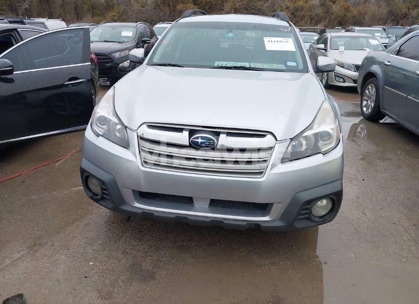 Photo 12 of 2013 Subaru Outback 3.6R LIMITED (VIN 4S4BRDKC1D2289750)