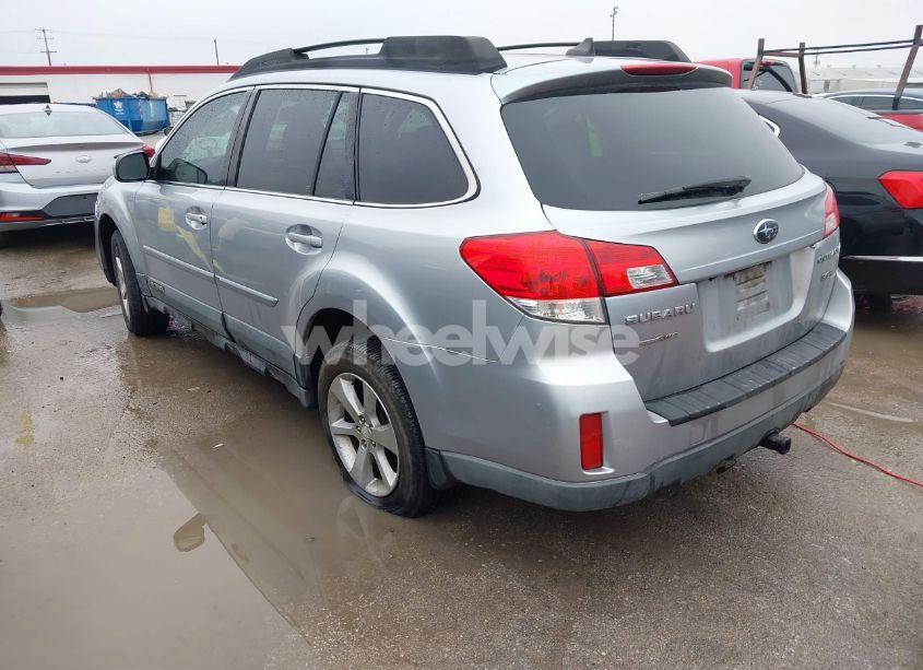 Photo 3 of 2013 Subaru Outback 3.6R LIMITED (VIN 4S4BRDKC1D2289750)