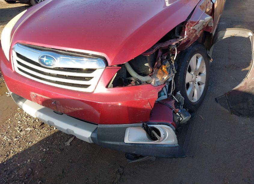 Photo 12 of 2011 Subaru Outback 3.6R LIMITED (VIN 4S4BRDKC2B2317956)