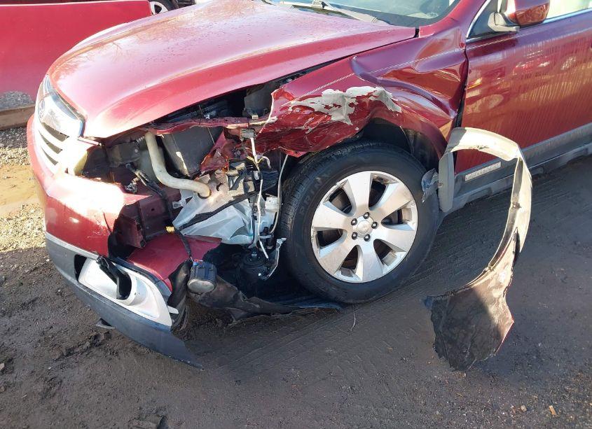 Photo 6 of 2011 Subaru Outback 3.6R LIMITED (VIN 4S4BRDKC2B2317956)