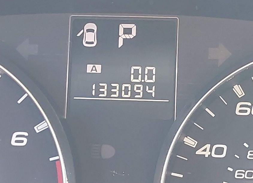 Photo 7 of 2011 Subaru Outback 3.6R LIMITED (VIN 4S4BRDKC2B2317956)