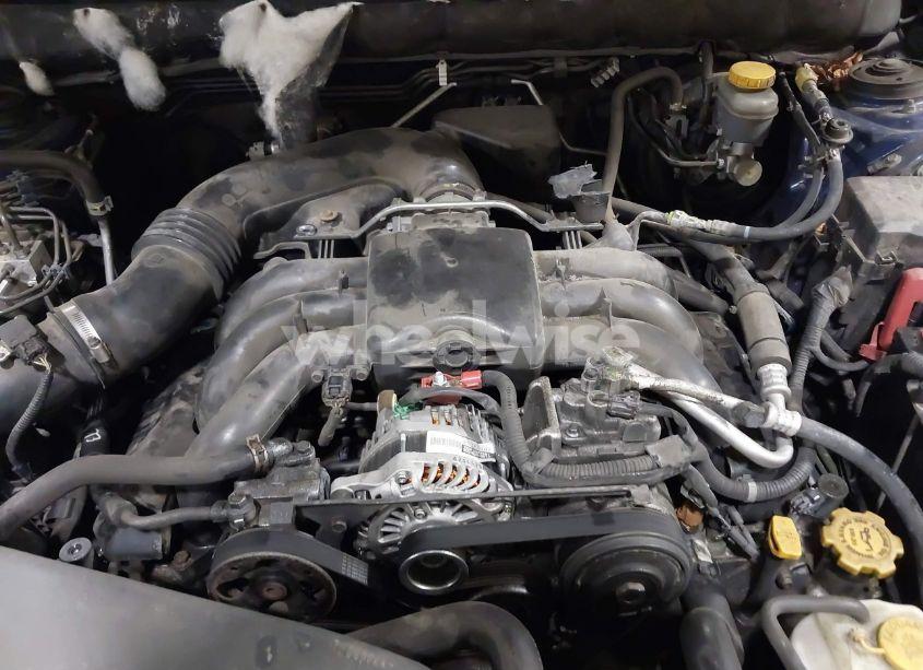 Photo 10 of 2010 Subaru Outback 3.6R LIMITED (VIN 4S4BRDKC3A2311615)