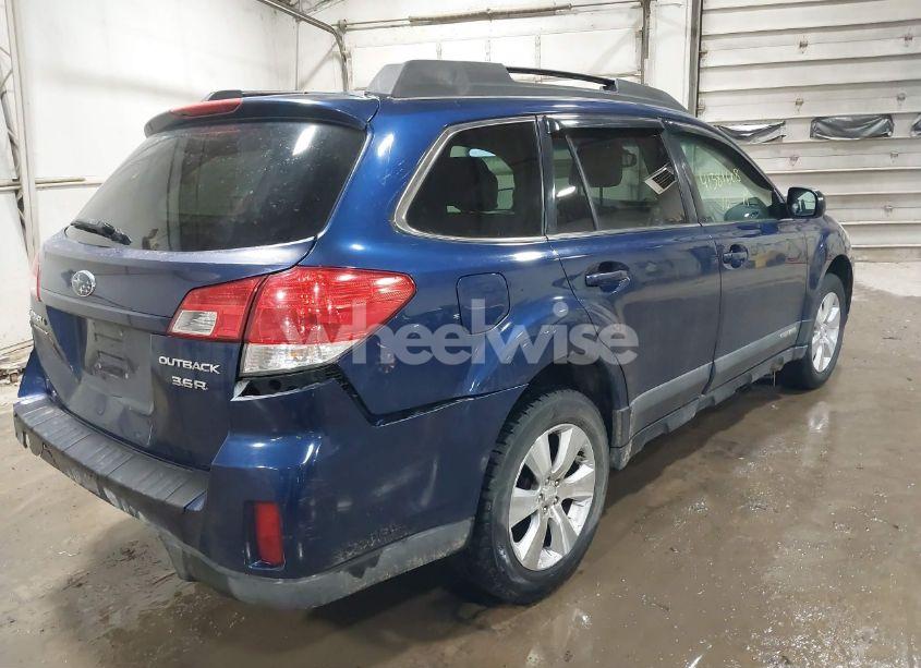 Photo 4 of 2010 Subaru Outback 3.6R LIMITED (VIN 4S4BRDKC3A2311615)