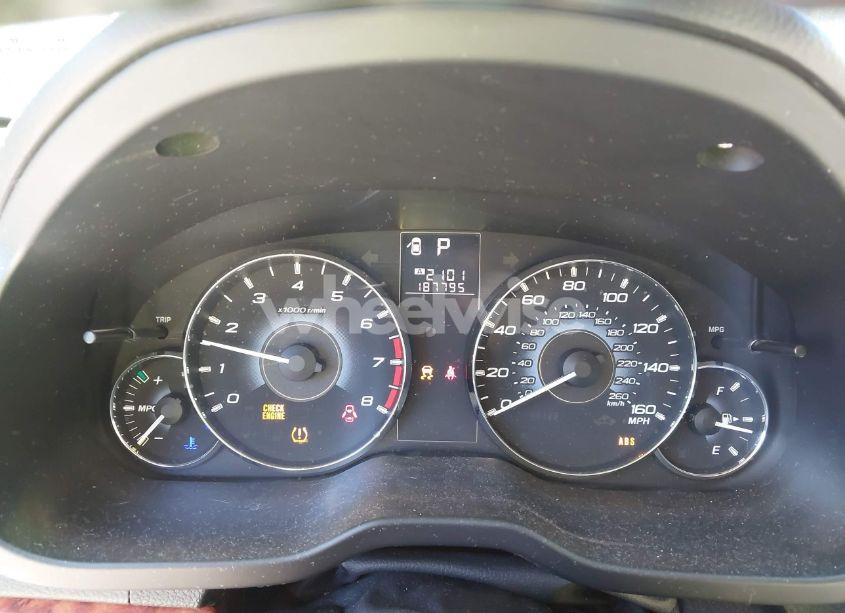 Photo 7 of 2010 Subaru Outback 3.6R LIMITED (VIN 4S4BRDKC3A2317057)