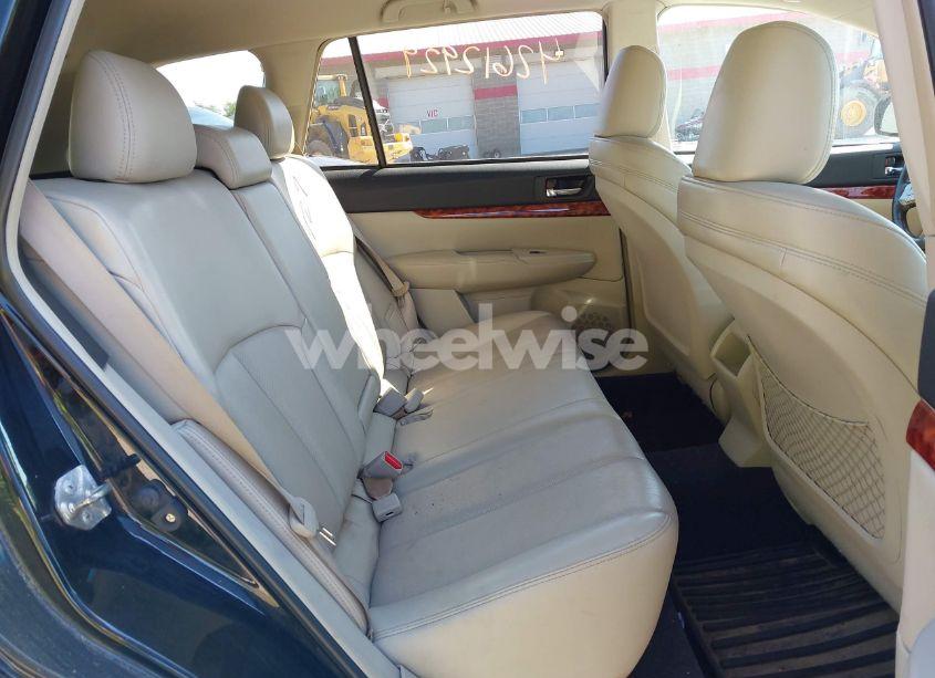 Photo 8 of 2010 Subaru Outback 3.6R LIMITED (VIN 4S4BRDKC3A2317057)