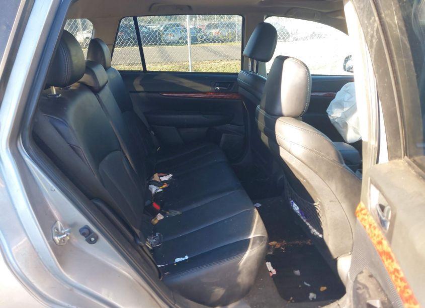 Photo 8 of 2011 Subaru Outback 3.6R LIMITED (VIN 4S4BRDKC3B2440911)