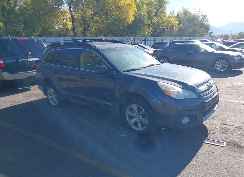 2013 Subaru Outback 3.6R LIMITED (VIN 4S4BRDKC3D2222860) main photo