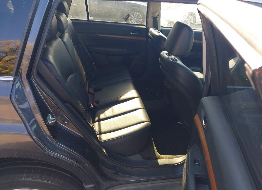 Photo 8 of 2013 Subaru Outback 3.6R LIMITED (VIN 4S4BRDKC3D2222860)