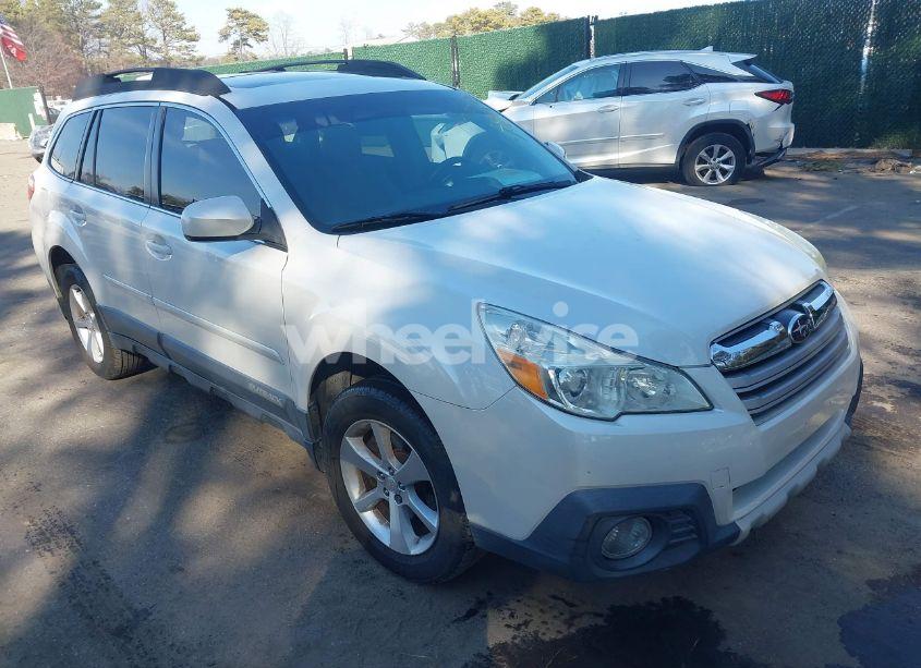 2013 Subaru Outback 3.6R LIMITED (VIN 4S4BRDKC3D2274764) main photo