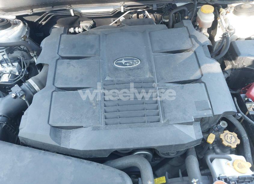Photo 10 of 2013 Subaru Outback 3.6R LIMITED (VIN 4S4BRDKC3D2274764)