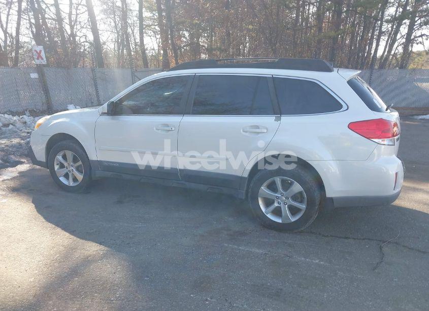 Photo 14 of 2013 Subaru Outback 3.6R LIMITED (VIN 4S4BRDKC3D2274764)