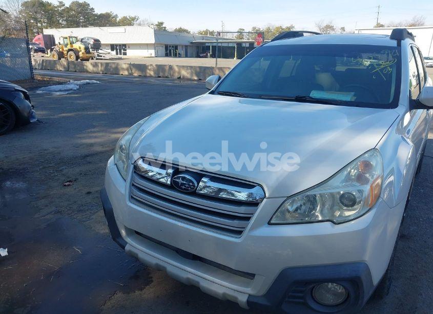 Photo 6 of 2013 Subaru Outback 3.6R LIMITED (VIN 4S4BRDKC3D2274764)