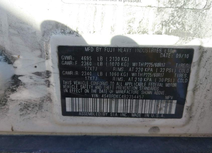 Photo 9 of 2011 Subaru Outback 3.6R LIMITED (VIN 4S4BRDKC4B2354457)