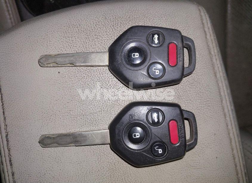 Photo 11 of 2011 Subaru Outback 3.6R LIMITED (VIN 4S4BRDKC4B2384753)