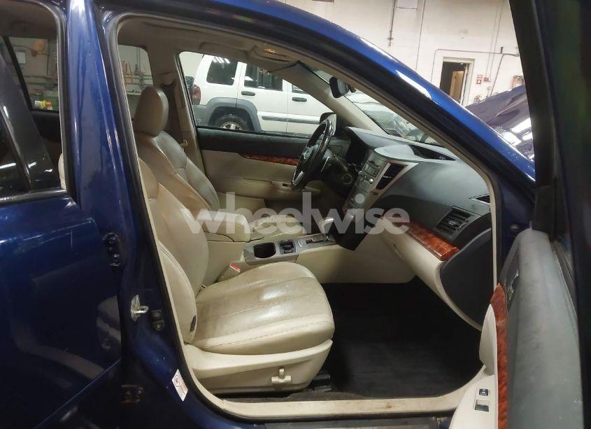 Photo 5 of 2011 Subaru Outback 3.6R LIMITED (VIN 4S4BRDKC4B2384753)