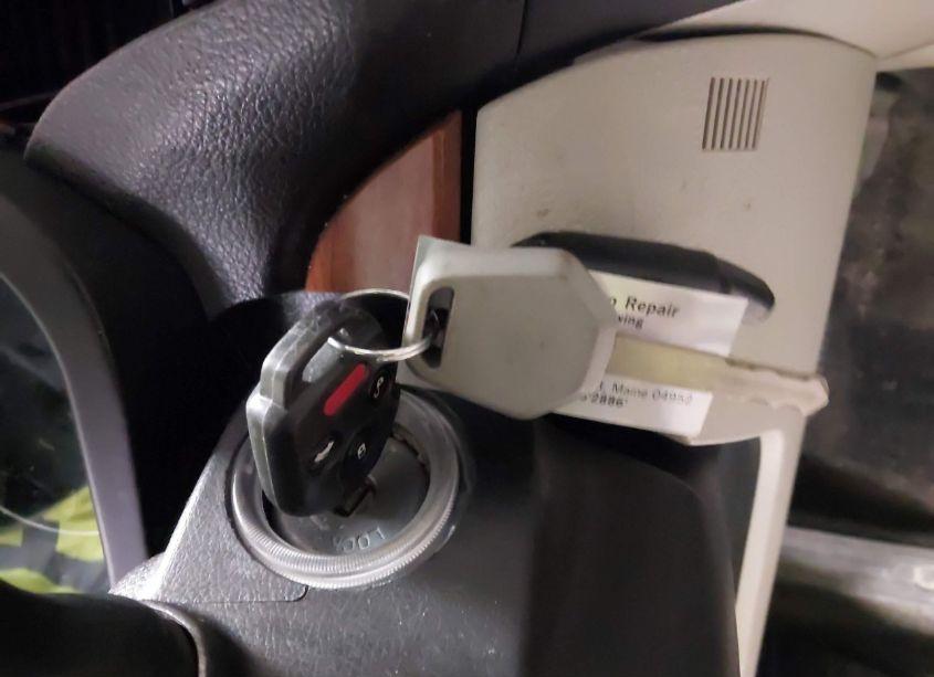 Photo 11 of 2013 Subaru Outback 3.6R LIMITED (VIN 4S4BRDKC5D2272126)