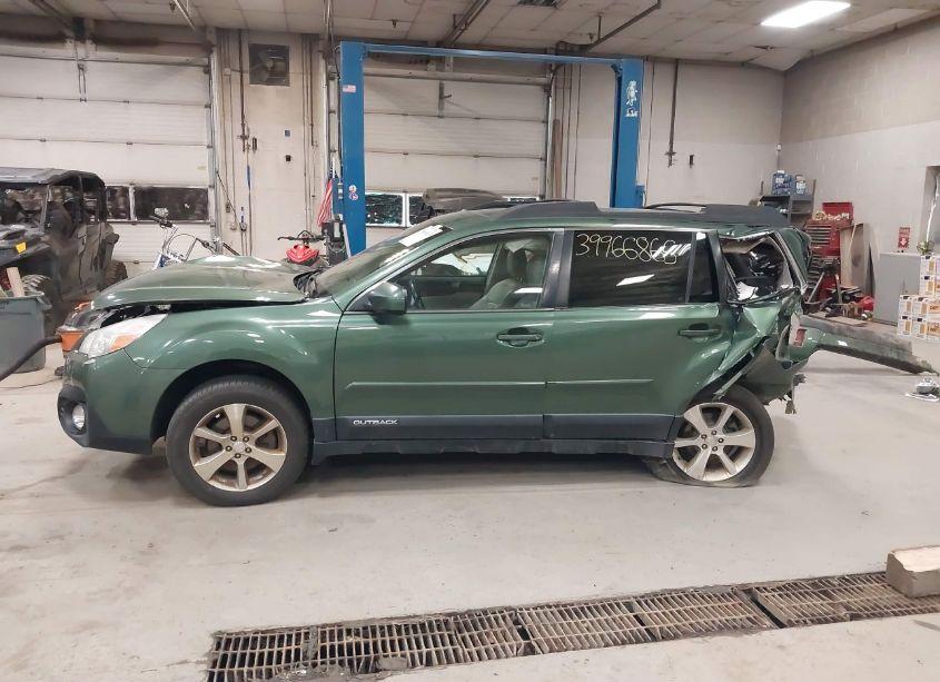 Photo 15 of 2013 Subaru Outback 3.6R LIMITED (VIN 4S4BRDKC5D2272126)