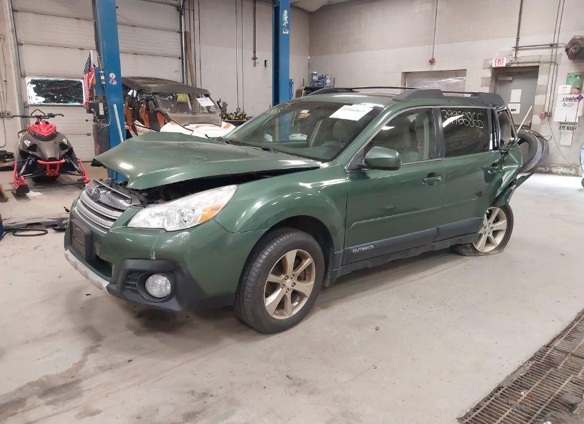 Photo 2 of 2013 Subaru Outback 3.6R LIMITED (VIN 4S4BRDKC5D2272126)