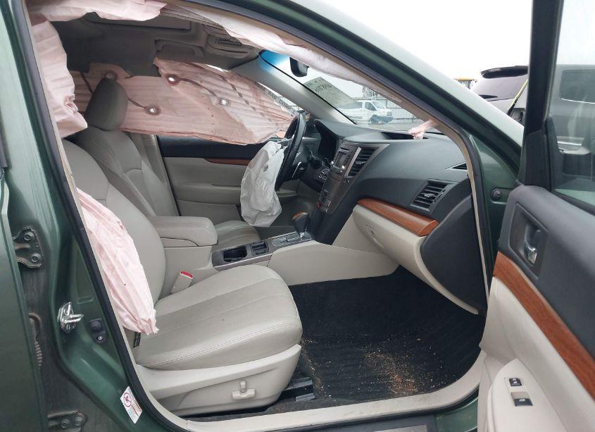 Photo 5 of 2013 Subaru Outback 3.6R LIMITED (VIN 4S4BRDKC6D2232573)