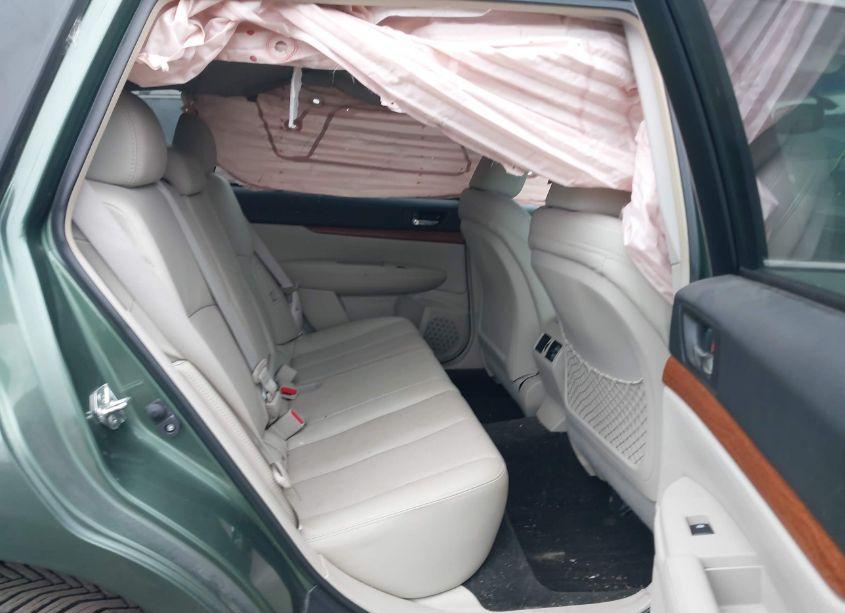 Photo 8 of 2013 Subaru Outback 3.6R LIMITED (VIN 4S4BRDKC6D2232573)