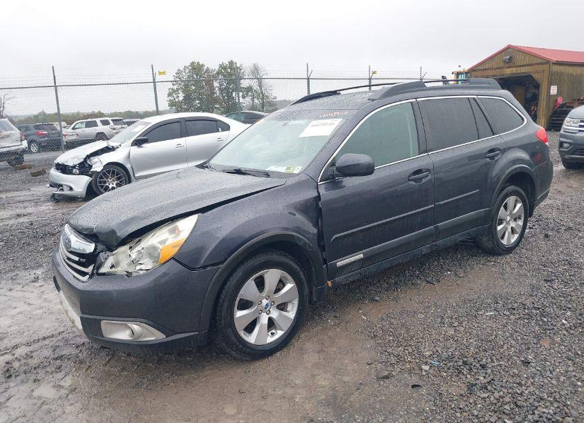 Photo 2 of 2012 Subaru Outback 3.6R LIMITED (VIN 4S4BRDKC7C2274300)