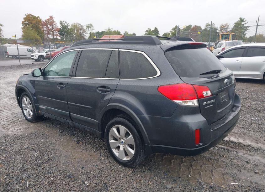 Photo 3 of 2012 Subaru Outback 3.6R LIMITED (VIN 4S4BRDKC7C2274300)