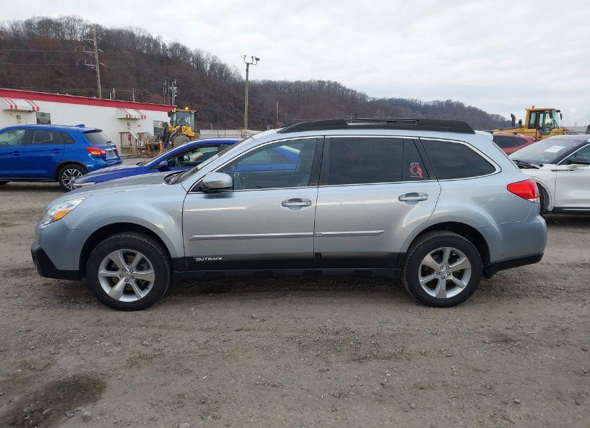 Photo 14 of 2013 Subaru Outback 3.6R LIMITED (VIN 4S4BRDKC7D2276601)