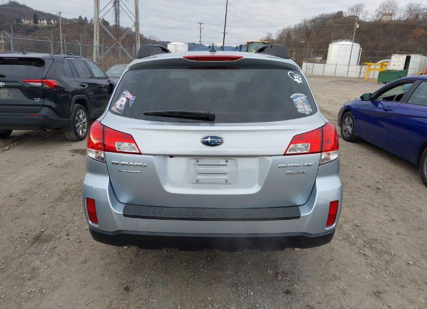 Photo 16 of 2013 Subaru Outback 3.6R LIMITED (VIN 4S4BRDKC7D2276601)