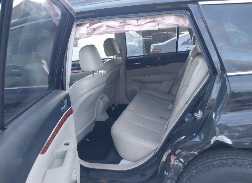 Photo 8 of 2011 Subaru Outback 3.6R LIMITED (VIN 4S4BRDKC8B2323941)