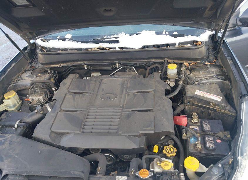 Photo 10 of 2013 Subaru Outback 3.6R LIMITED (VIN 4S4BRDKC8D2213104)