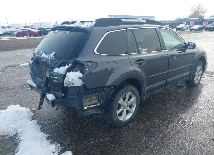 Photo 4 of 2013 Subaru Outback 3.6R LIMITED (VIN 4S4BRDKC8D2213104)