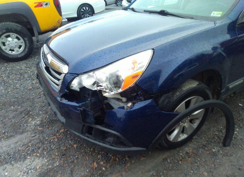 Photo 12 of 2010 Subaru Outback 3.6R LIMITED (VIN 4S4BRDKC9A2374606)