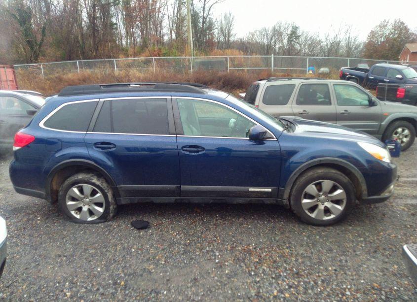 Photo 14 of 2010 Subaru Outback 3.6R LIMITED (VIN 4S4BRDKC9A2374606)