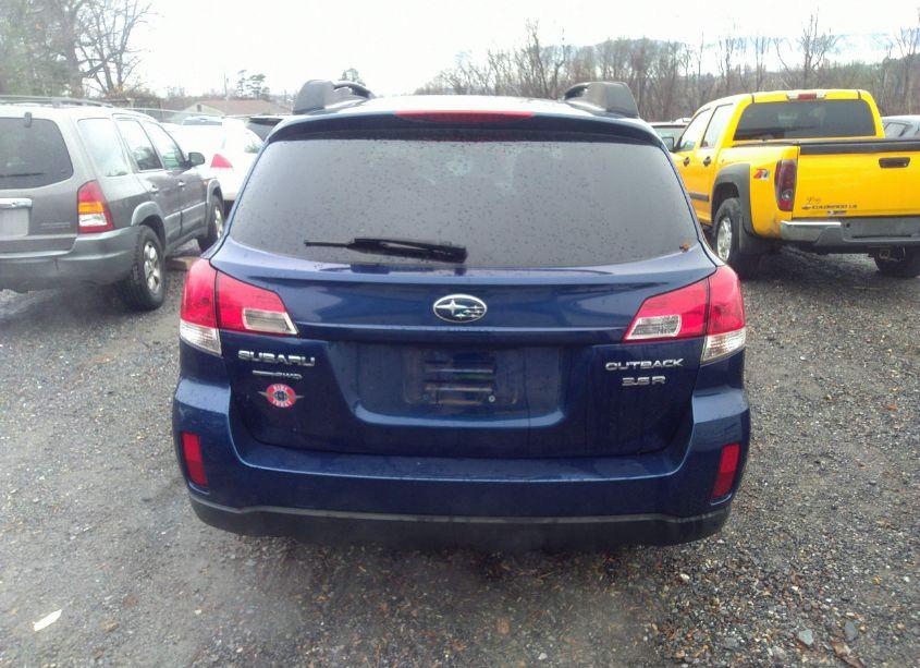 Photo 17 of 2010 Subaru Outback 3.6R LIMITED (VIN 4S4BRDKC9A2374606)