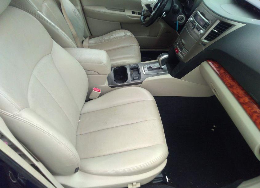 Photo 5 of 2010 Subaru Outback 3.6R LIMITED (VIN 4S4BRDKC9A2374606)