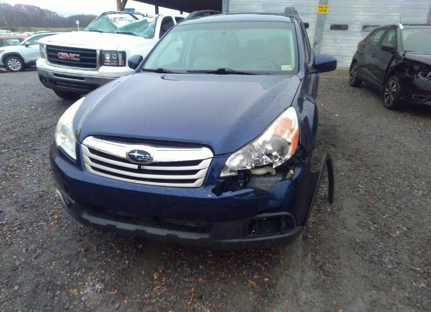 Photo 6 of 2010 Subaru Outback 3.6R LIMITED (VIN 4S4BRDKC9A2374606)