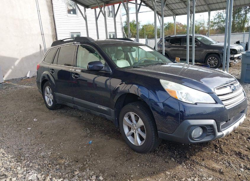 2013 Subaru Outback 3.6R LIMITED (VIN 4S4BRDKC9D2272534) main photo