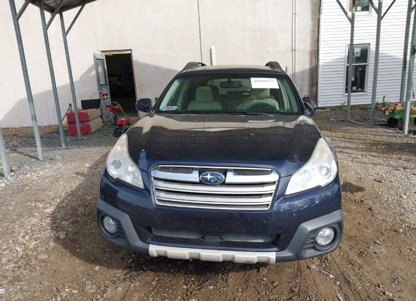Photo 12 of 2013 Subaru Outback 3.6R LIMITED (VIN 4S4BRDKC9D2272534)