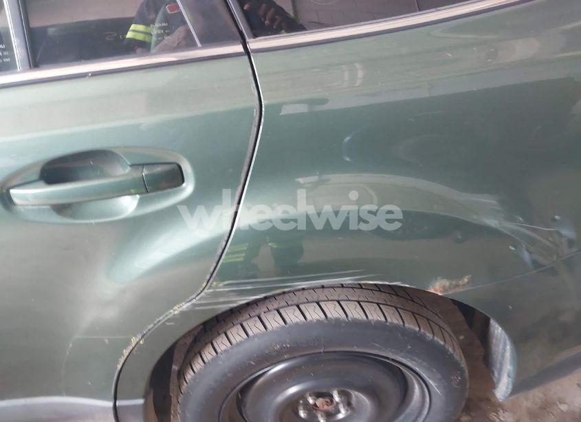 Photo 6 of 2010 Subaru Outback 3.6R LIMITED (VIN 4S4BRDKCXA2365364)