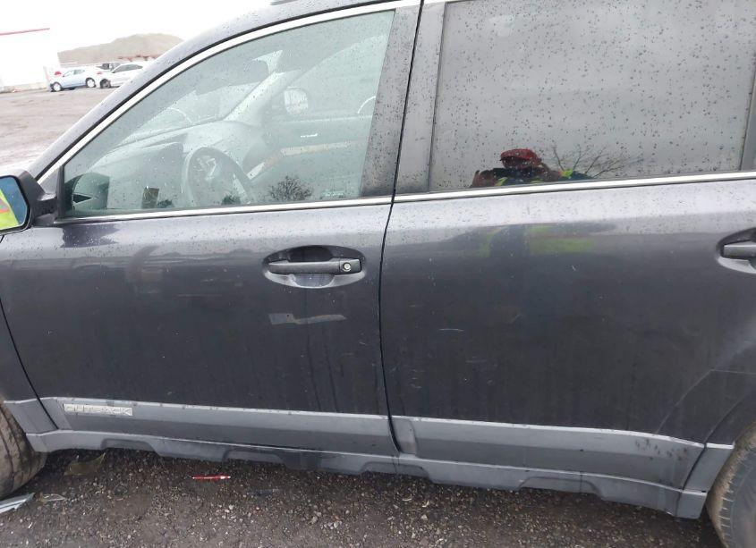 Photo 14 of 2011 Subaru Outback 3.6R LIMITED (VIN 4S4BRDKCXB2395059)