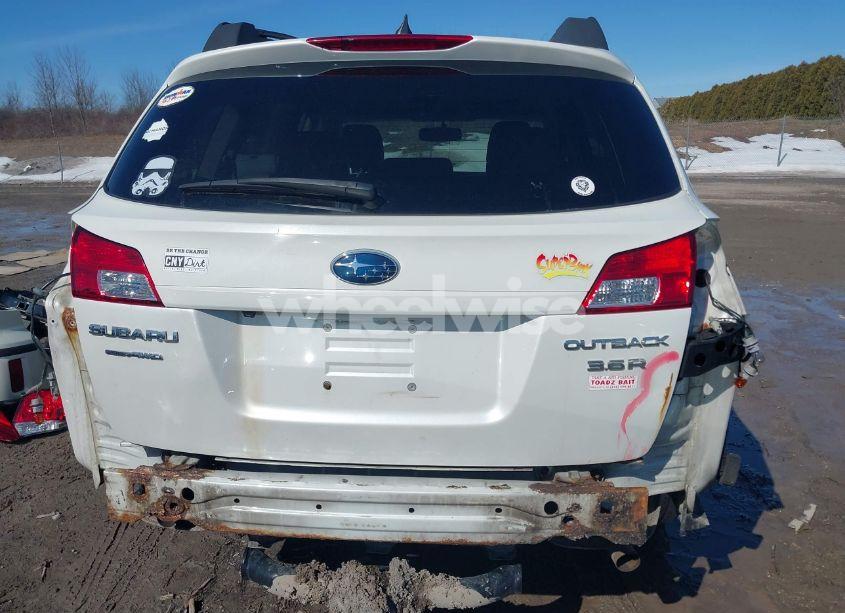 Photo 17 of 2011 Subaru Outback 3.6R LIMITED (VIN 4S4BRDLC1B2362000)