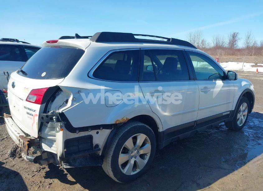 Photo 4 of 2011 Subaru Outback 3.6R LIMITED (VIN 4S4BRDLC1B2362000)