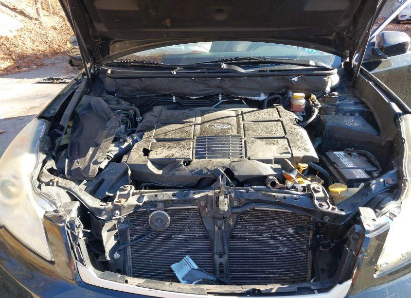 Photo 10 of 2011 Subaru Outback 3.6R LIMITED (VIN 4S4BRDLC1B2424026)