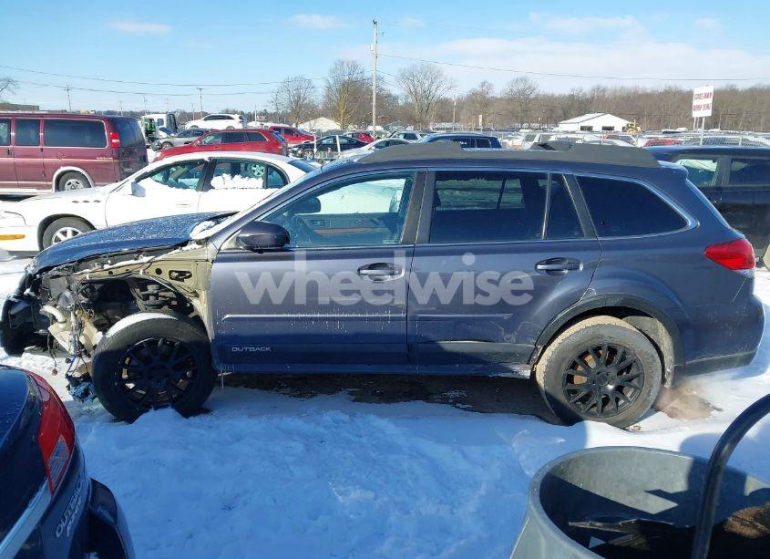 Photo 14 of 2014 Subaru Outback 3.6R LIMITED (VIN 4S4BRDLC2E2225362)