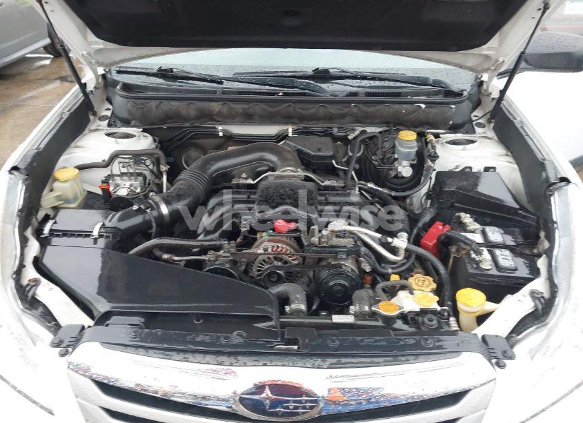 Photo 10 of 2010 Subaru Outback 3.6R LIMITED (VIN 4S4BRDLC3A2354527)