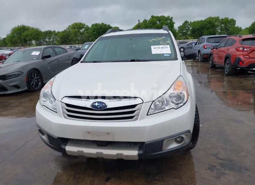 Photo 12 of 2010 Subaru Outback 3.6R LIMITED (VIN 4S4BRDLC3A2354527)