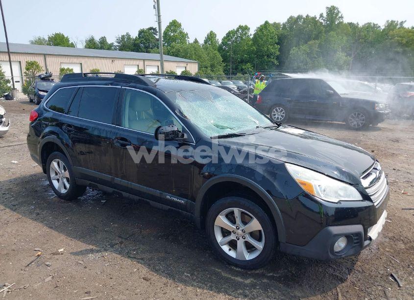 2014 Subaru Outback 3.6R LIMITED (VIN 4S4BRDLC4E2280332) main photo
