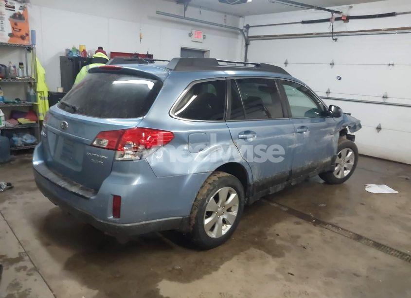 Photo 4 of 2011 Subaru Outback 3.6R LIMITED (VIN 4S4BRDLC6B2316596)